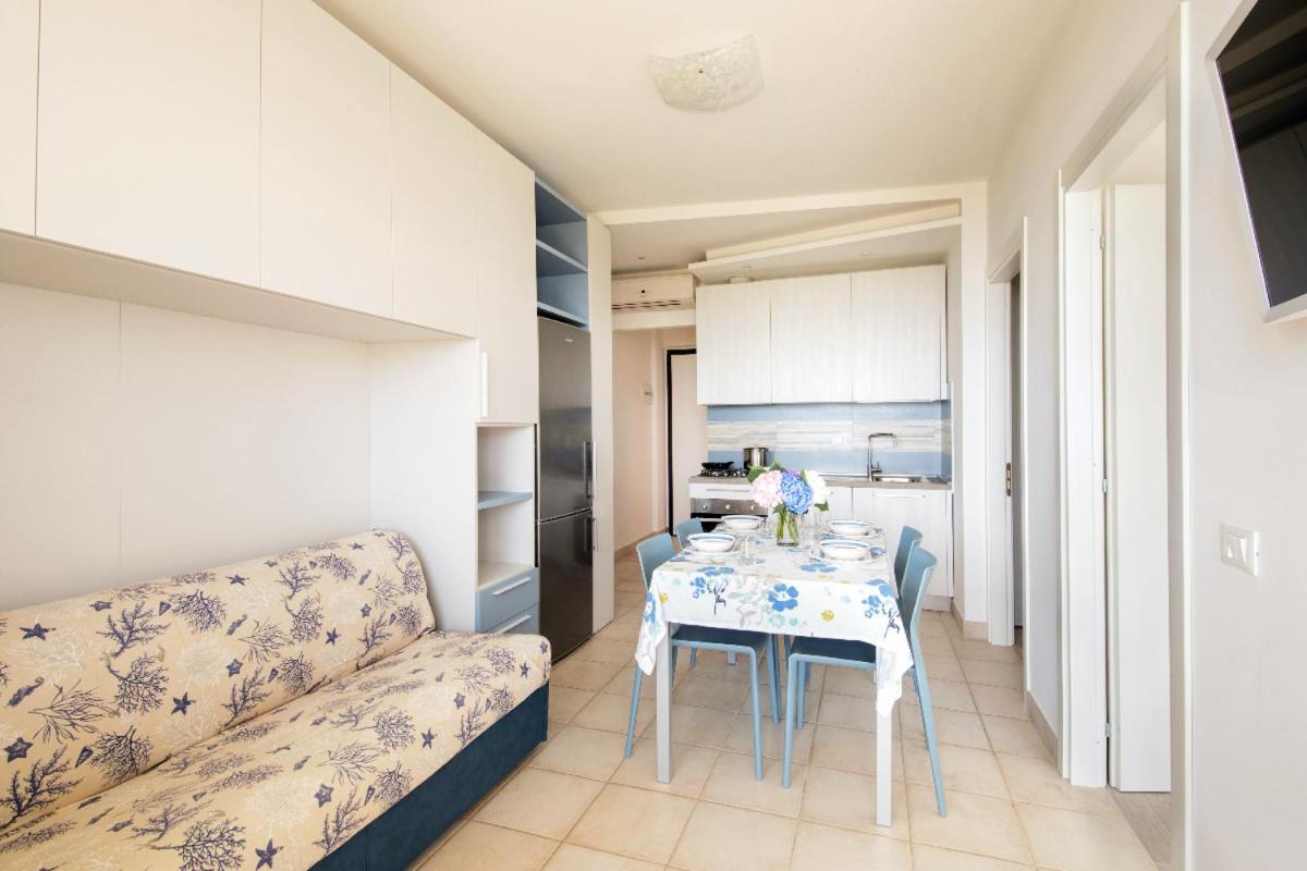 Residence Brezza Di Mare San Benedetto del Tronto Luaran gambar