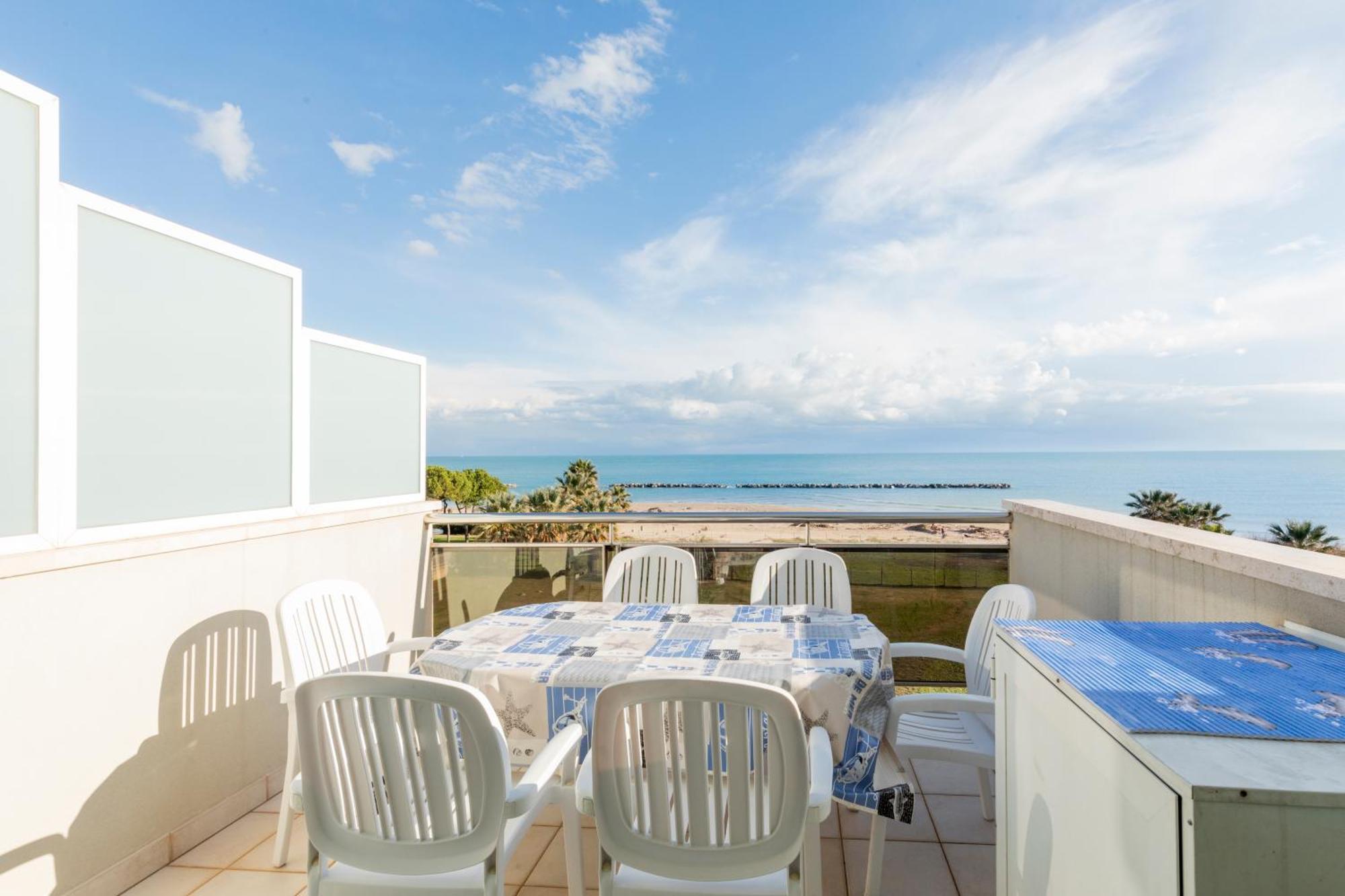 Residence Brezza Di Mare San Benedetto del Tronto Luaran gambar
